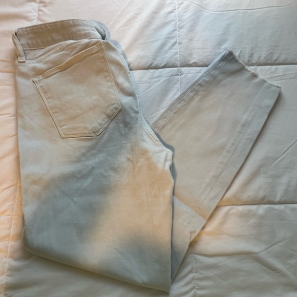 Gap Women’s Curvy Skinny Light Blue Raw Hem Denim Jeans - Picture 2 of 8